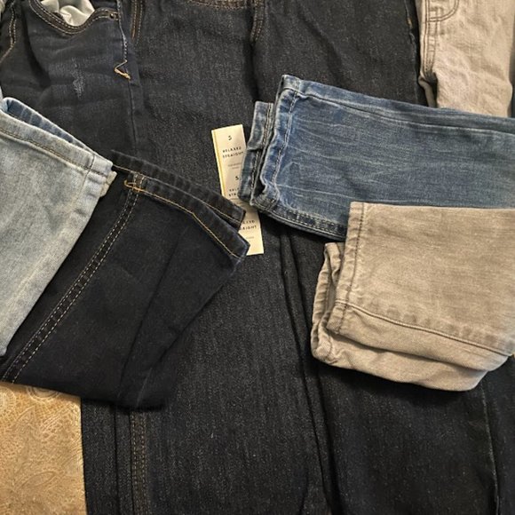 Stylish Steals: Kid's Size 5 Jeans Bundle - Fashion and Value Combined - Picture 3 of 3